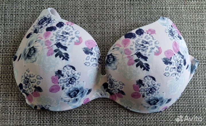 Бюстгалтер Victoria's secret 34D