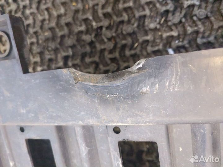 Защита моторного отсека Renault Scenic, 2009