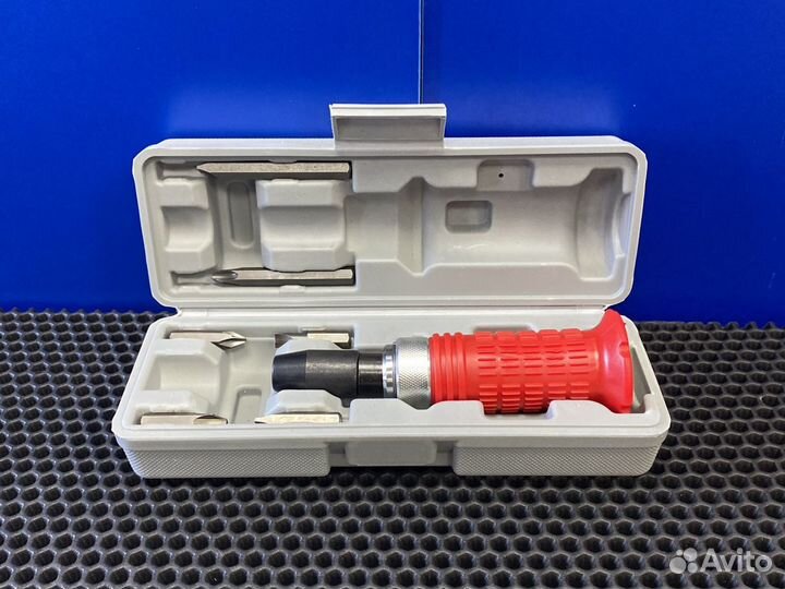 Ударная отвертка