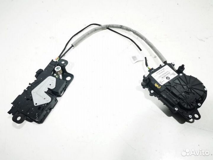 Активатор замка багажника BMW X3 G01 2018