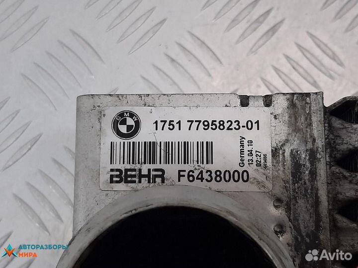 Интеркулер BMW 5 E60/E61 рест. 2010 17517795823