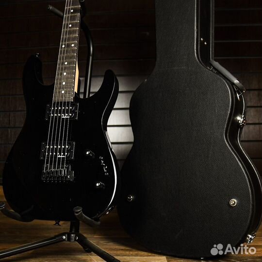 Электрогитара Jackson + Аксессуары
