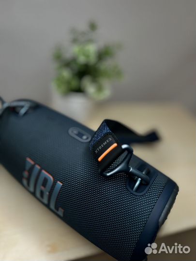 Колонка JBL Xtreme