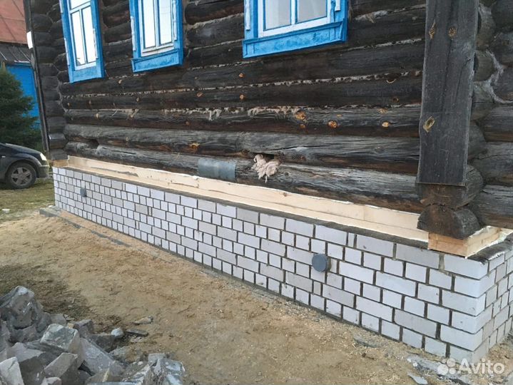 Бригада строителей