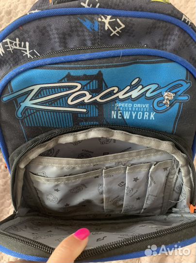 Школьный портфель