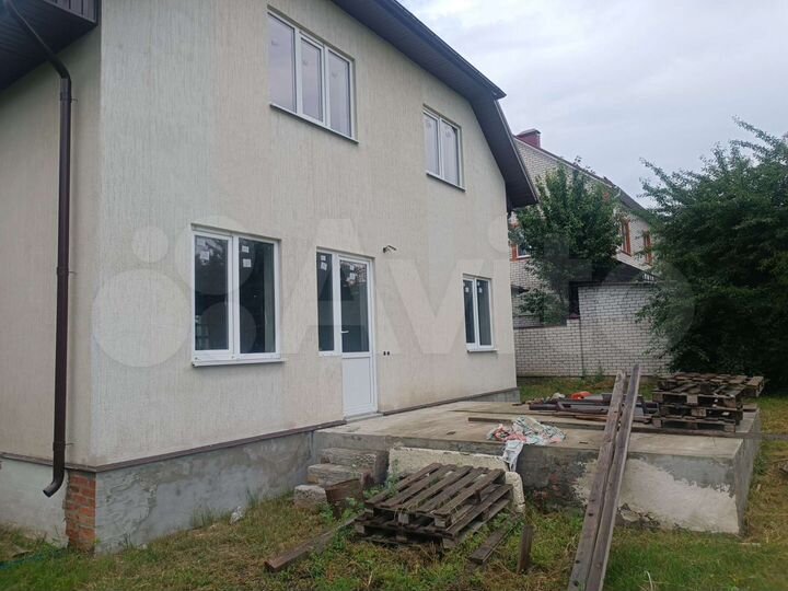 Дом 160 м² на участке 10 сот.