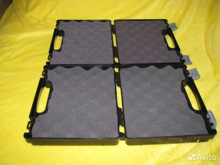 Сейф пистолетный; коробка; кейс