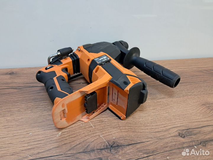 Перфоратор AEG BBH18BL2-0
