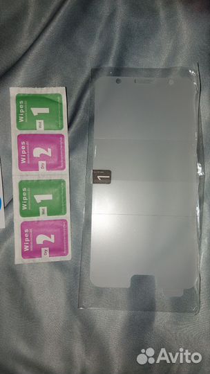 Стекло на телефон Samsung j7 2016