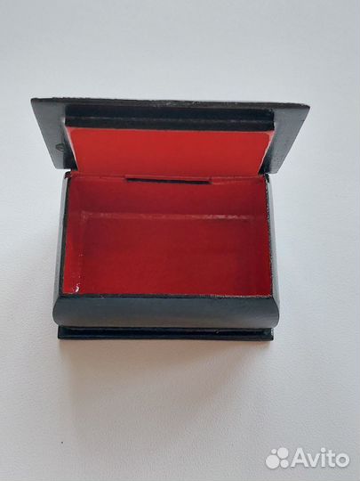 Шкатулка маленькая