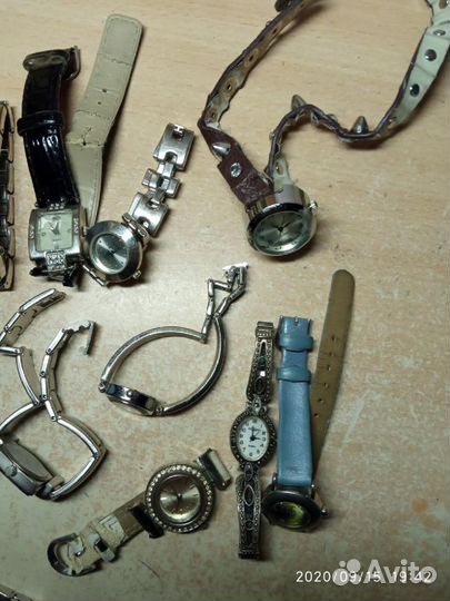 Часы наручные