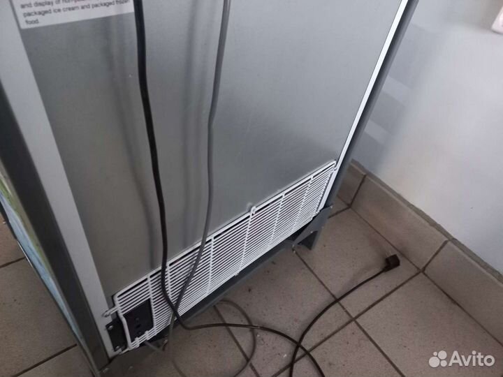 Холодильник tefcold UF100G heat door