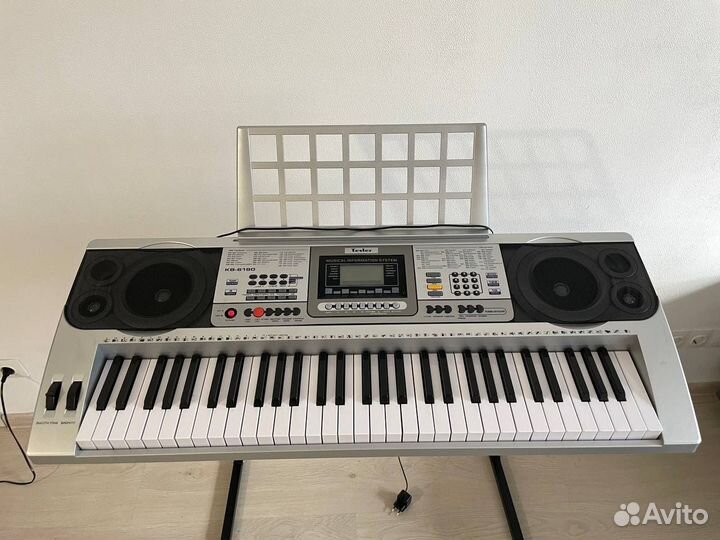 Синтезатор Tesler KB-6190 + подставка в подарок