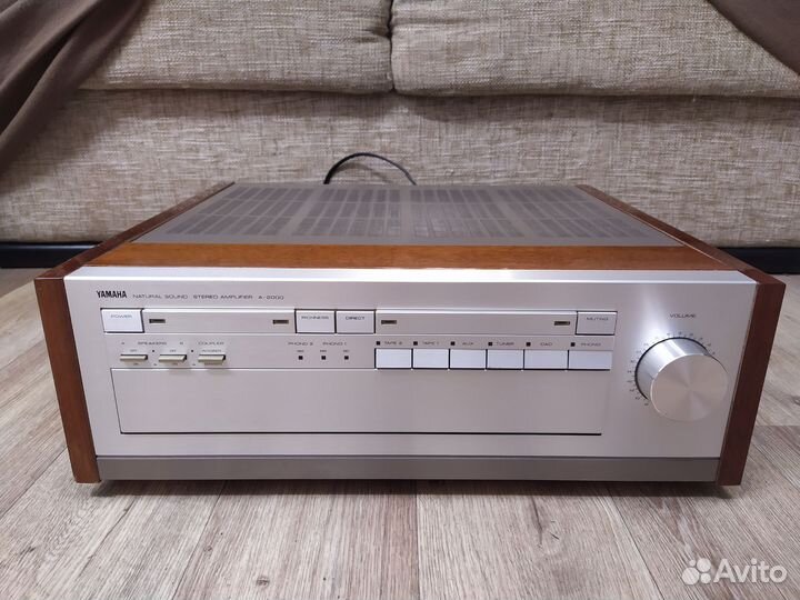 Усилитель Yamaha A-2000