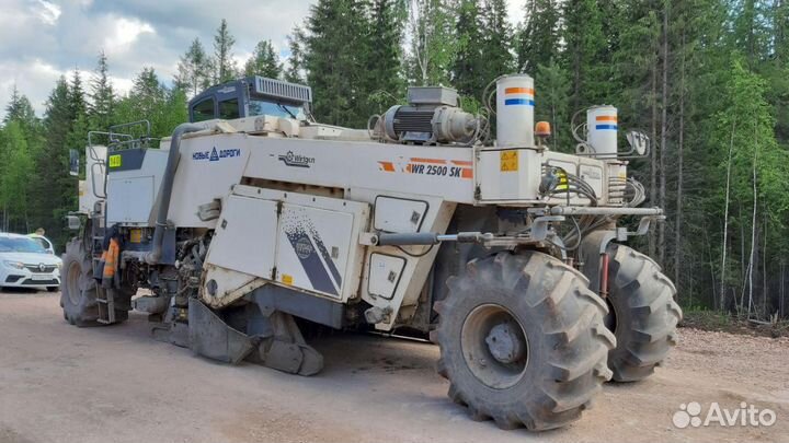 Рециклер/стабилизатор Wirtgen WR 2500 SK, 2012