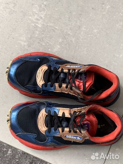 Кроссовки adidas falcon 37 размер бу