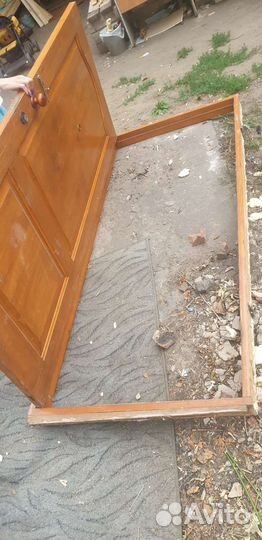 Дверь входная деревянная бу 85 на 195