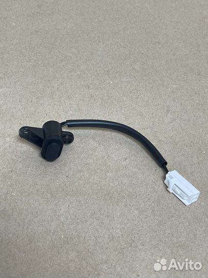 Новая кнопка багажника mazda 6 GH не б/у