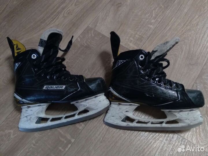 Хоккейные коньки bauer supreme s180