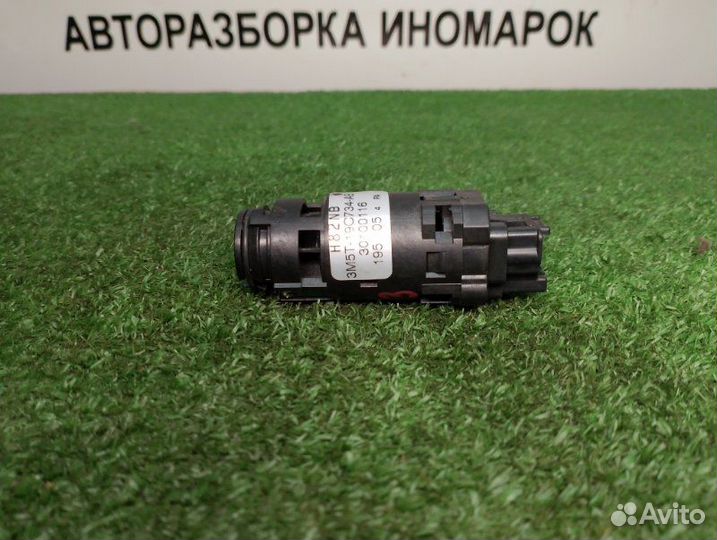 Датчик температуры воздуха в салоне Ford Focus