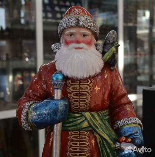 Дед мороз и лесные помощники (гипс. высота 40 см