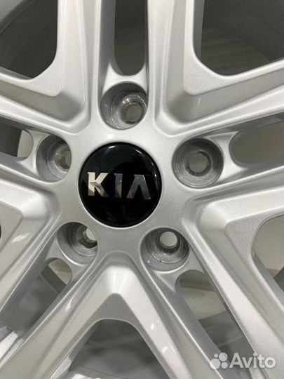 R16 Nokian Tyres Hakkapeliitta 9 205/55, PCD 5x114.3 DIA 67.1