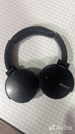 Наушники Sony