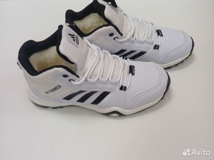 Кроссовки adidas terrex зимние