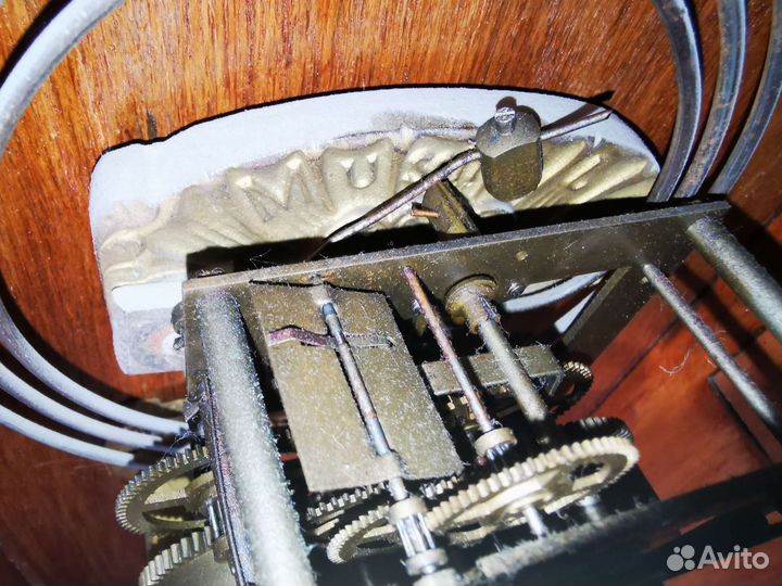 Старинные настенные часы с боем германия