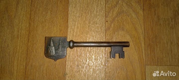 Ключ сувенирный Псков