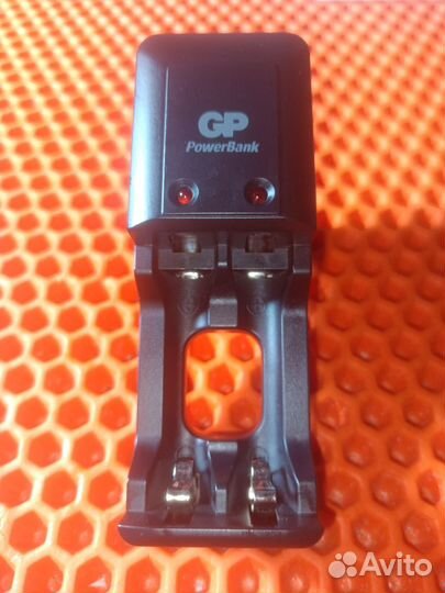 Зарядное устройство Power Bank GP