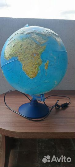 Глобус с подсветкой рельефный