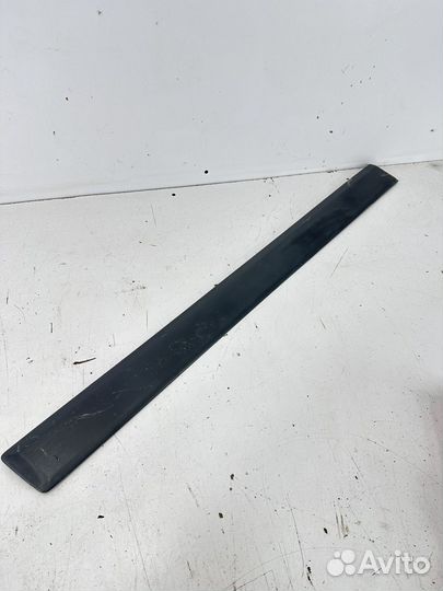 Ford Fusion передний левый молдинг двери