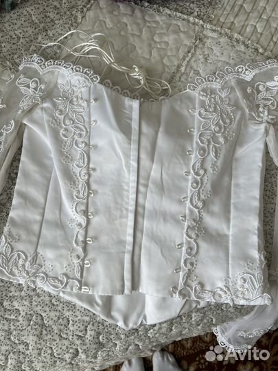 Свадебное платье 44 46 бу пышное