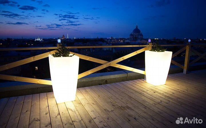 Кашпо (ваза) для улицы и дома (с подсветкой и без)