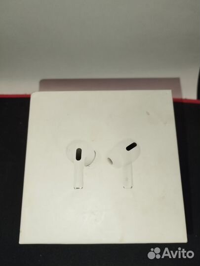Коробка от airpods pro