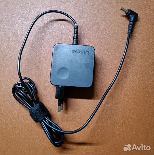 Блок питания для ноутбука Lenovo, 20V 2.25A, 45W