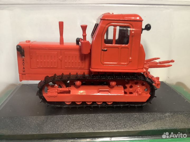 Модель трактора Т-4А 1:43 Ашет