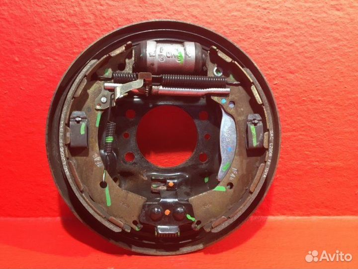 Механизм стояночного тормоза задний левый Hyundai