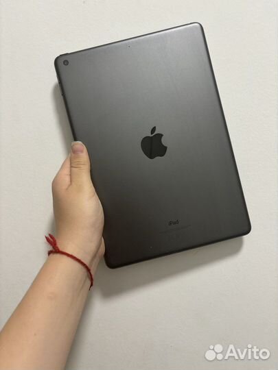 iPad 7 поколения