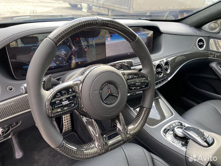 Карбон. Кованый карбон