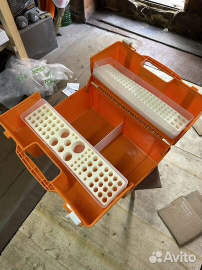 Ящик пластмассовый из под укладки врача