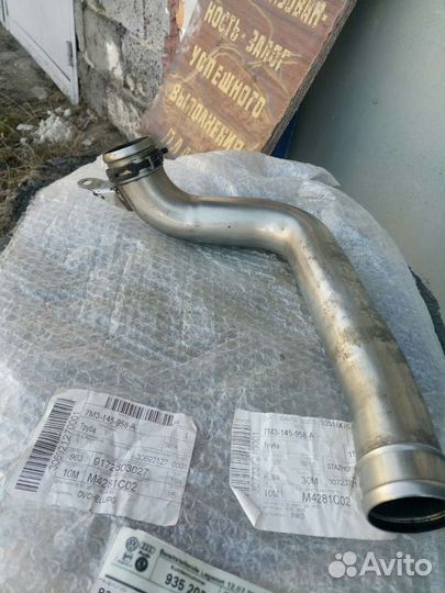 Vw sharan 2005 труба интеркулера 7M3145958A