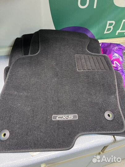 Автомобильные коврики ворсовые