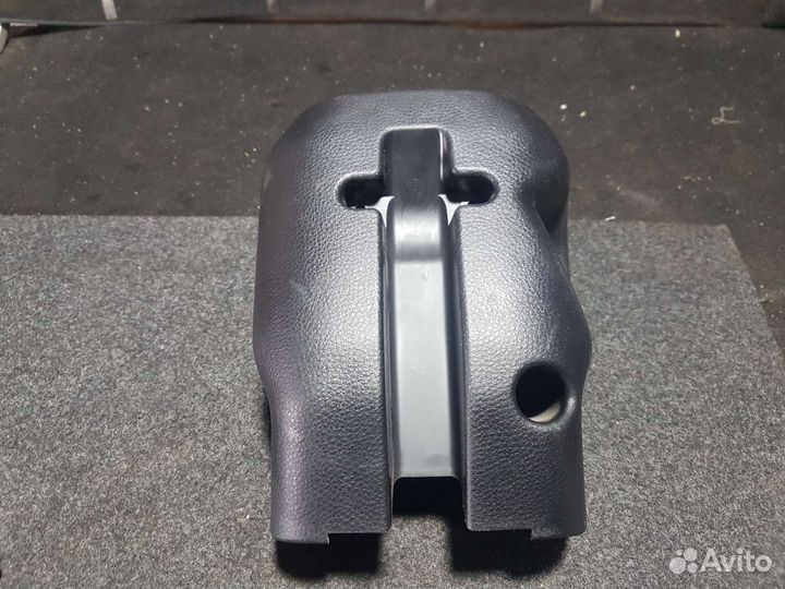 Кожух рулевой колонки Mitsubishi lancer 9