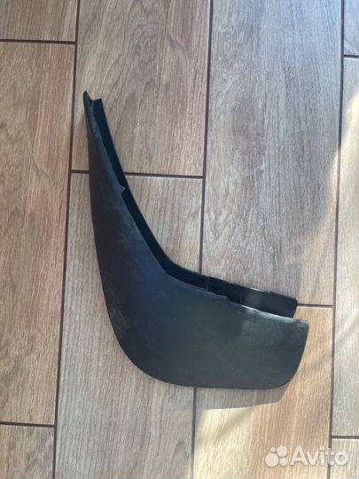 Брызговик задний левый Land Rover Range Rover