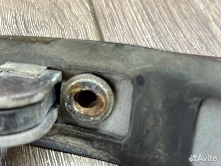 Ручка двери задняя левая Mitsubishi Lancer 9 седан