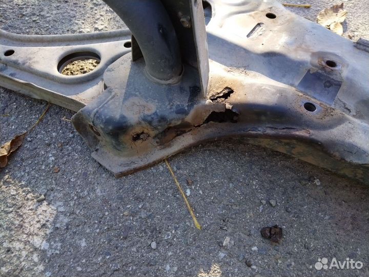 Подрамник (передняя балка) хендай гетц