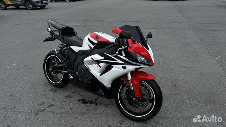 Honda CBR 1000RR FIreblade