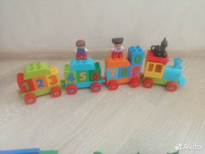 Конструктор с поездом полесье+поезд лего дупло